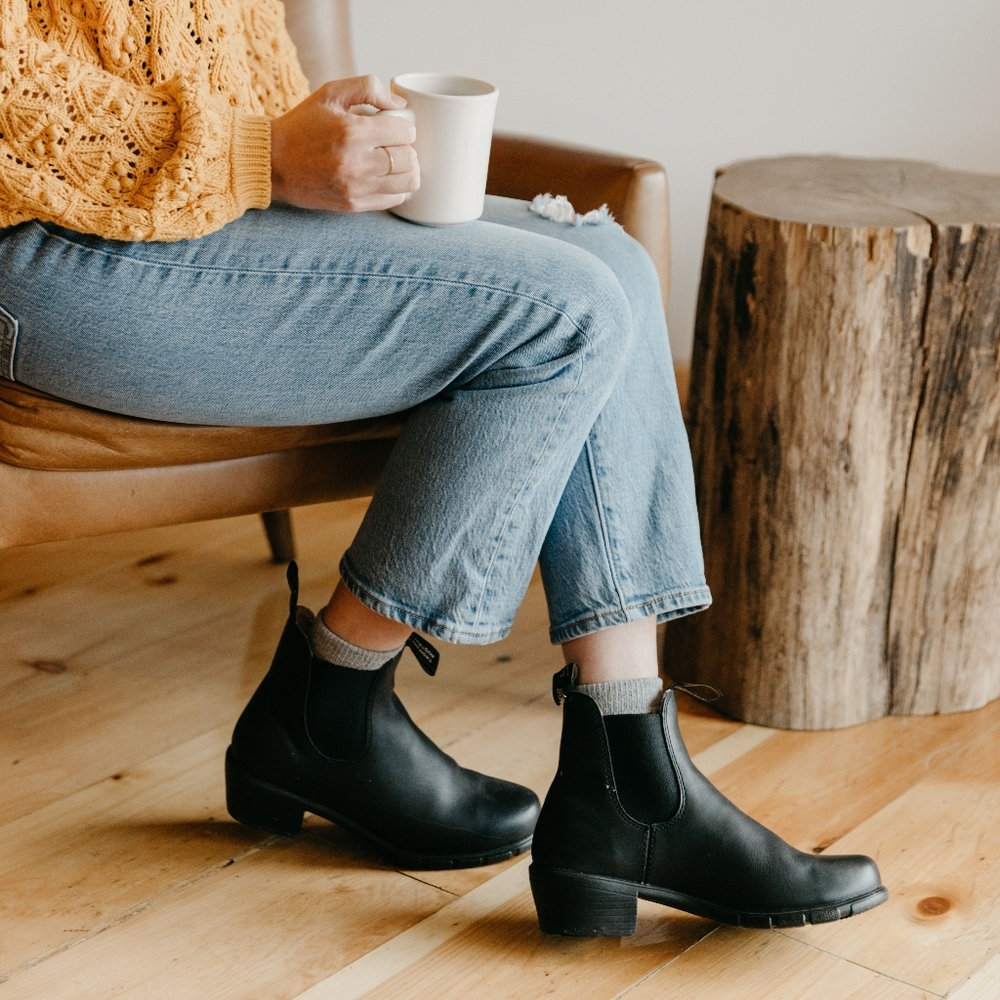 1671 WOMEN'S SERIES HEELED BOOTS - BLACK